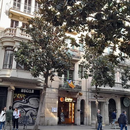 La Casa De Laura Nisia B&B Barcelone Extérieur photo